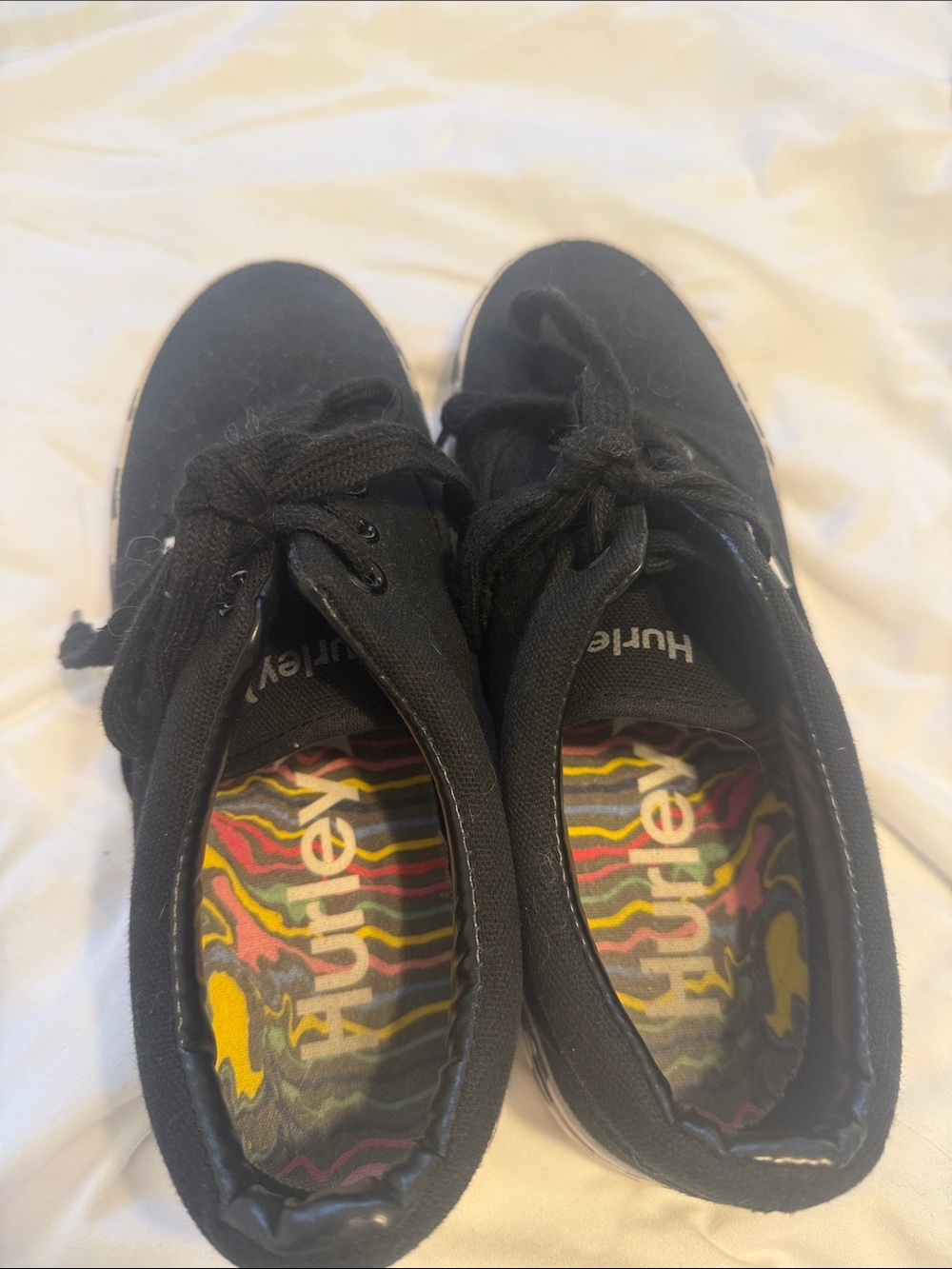 Hurley Kids Black Canvas Sneakers with Colorful Patterned Insole